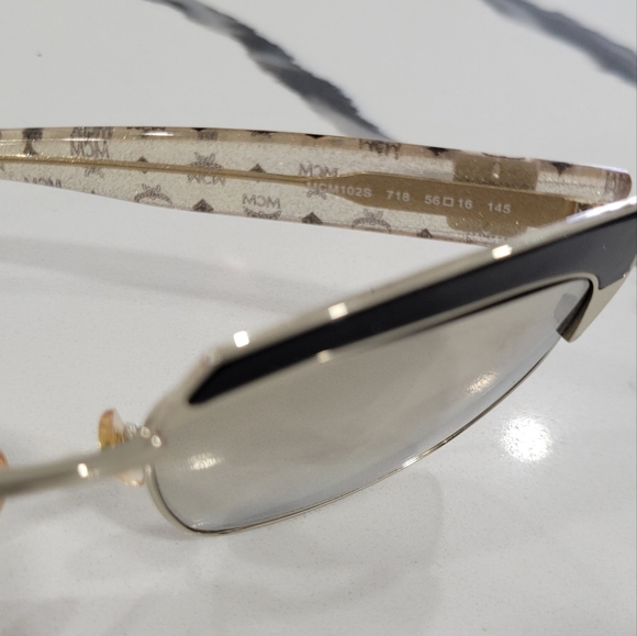 MCM Unisex Retro Visetos Sunglasses - Picture 8 of 11